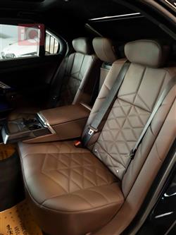 بي ام دبليو الفئة 7